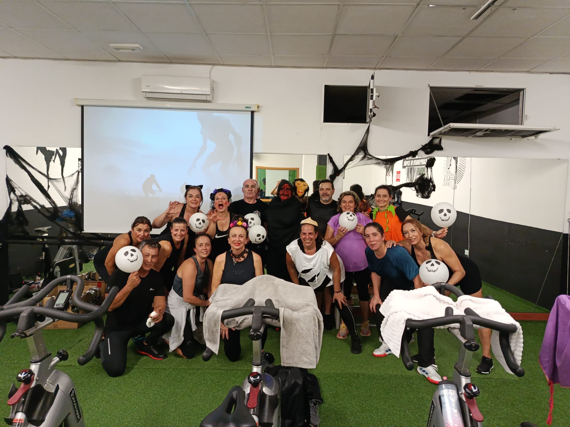 Clase temática de Ciclo Indoor HALLOWEEN